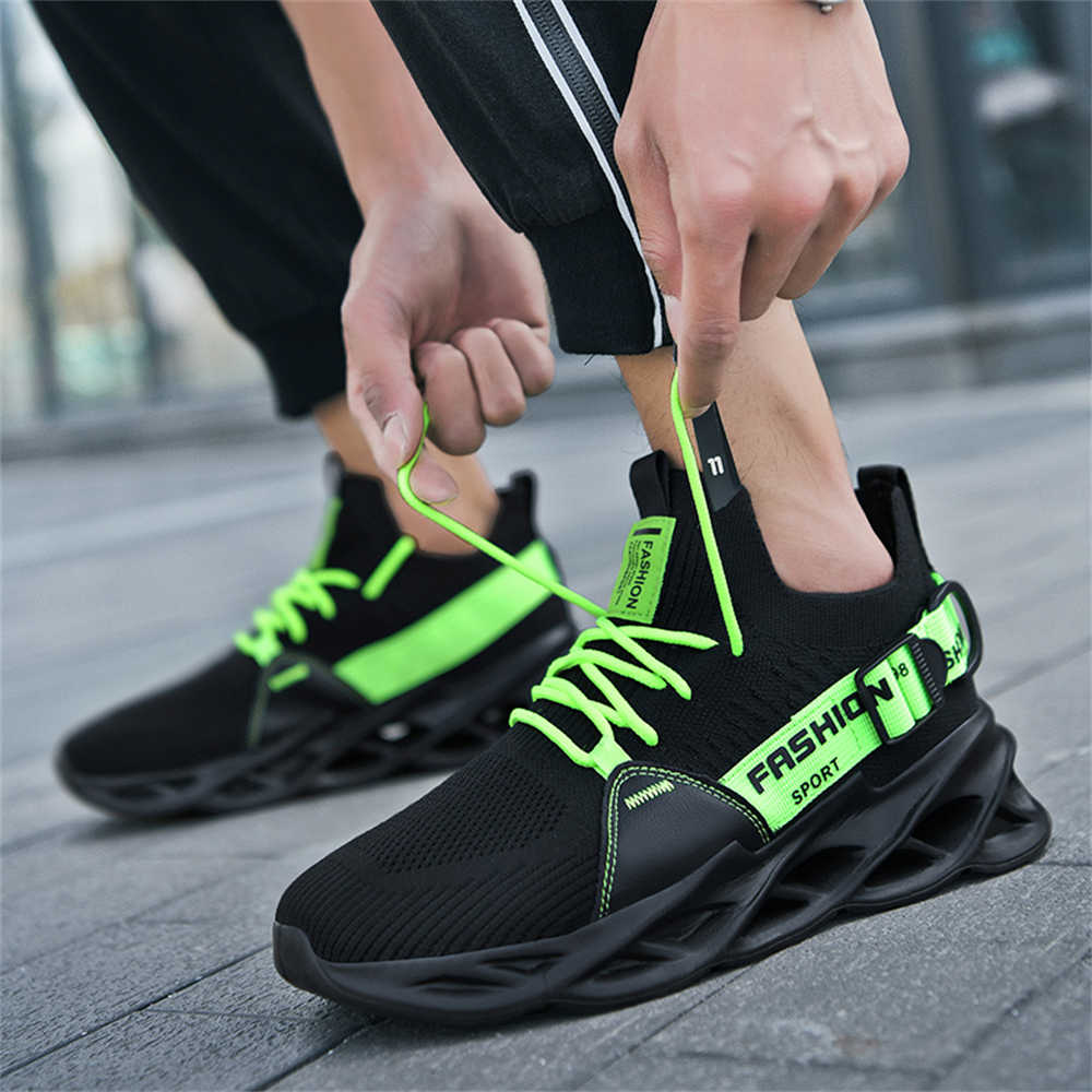 حذاء رياضي رجالي مقاس 36 مقاوم - مراجعة Men Shoes Most Expensive وسعره