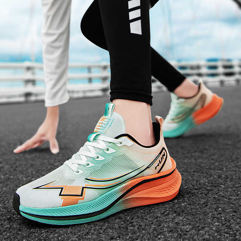 بدون كعب أحذية الثلوج الرجالية - مراجعة Men Shoes Designer وسعره