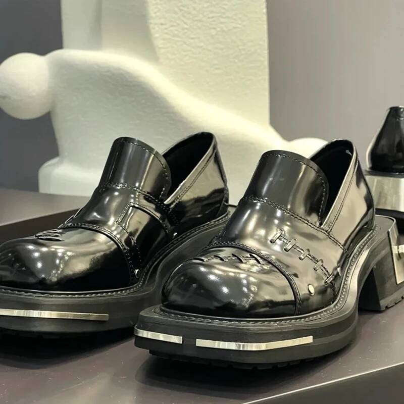 حذاء رياضي كاجوال فاخر للجنسين - مراجعة Men Shoes Trainers وسعره