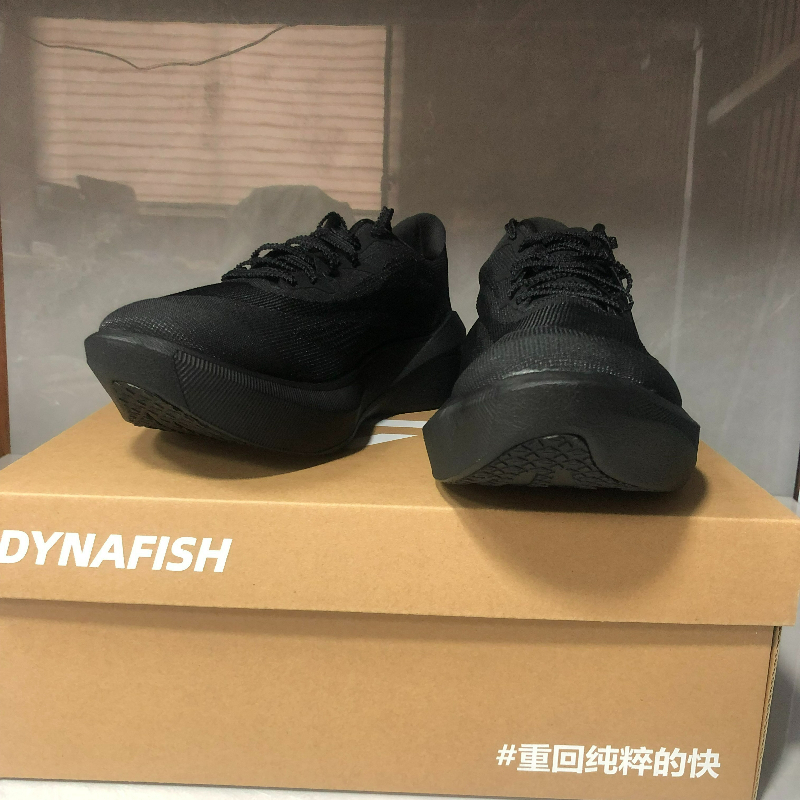 أحذية جري احترافية للرجال والن - مراجعة Men'S Shoes Vs Women'S Size وسعره