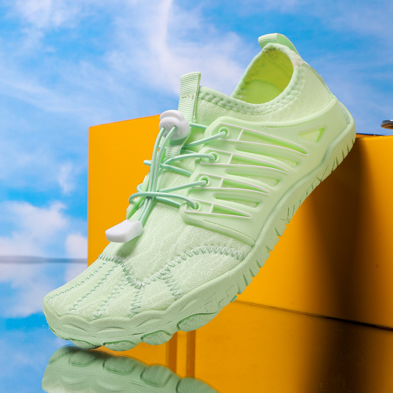 أحذية مائية جديدة وشائعة للرجا - مراجعة Men Shoes Trainers وسعره